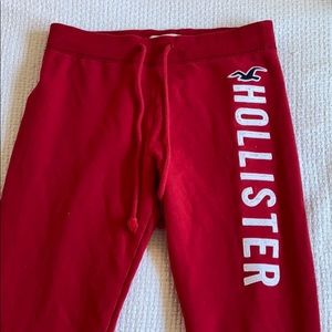 Red hollister sweatpants☄️
